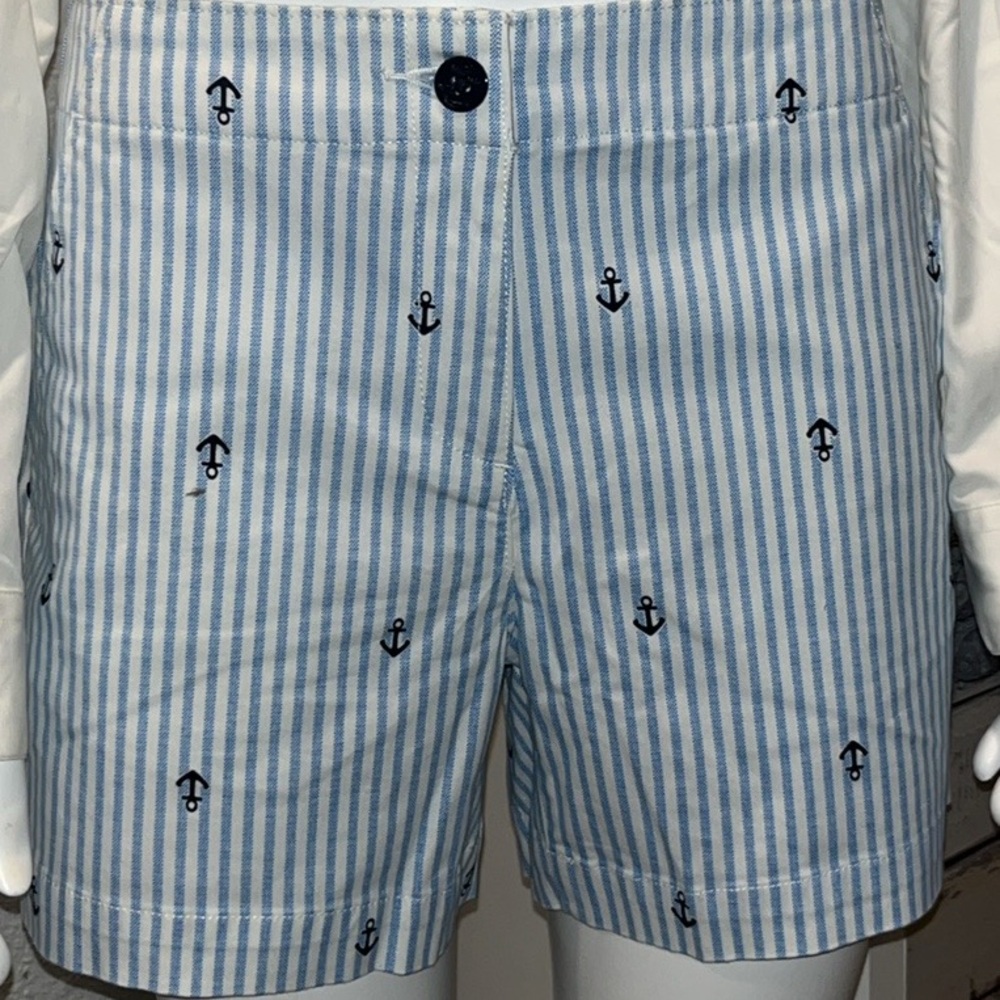 Nautica size 8, stretch 12 short blue and white striped with anchors away - Picture 2 of 10